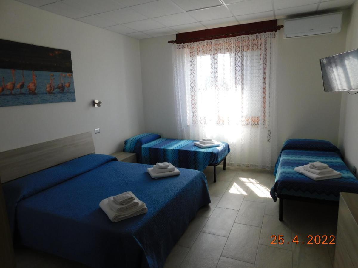 B&B Divino Cabras Bagian luar foto